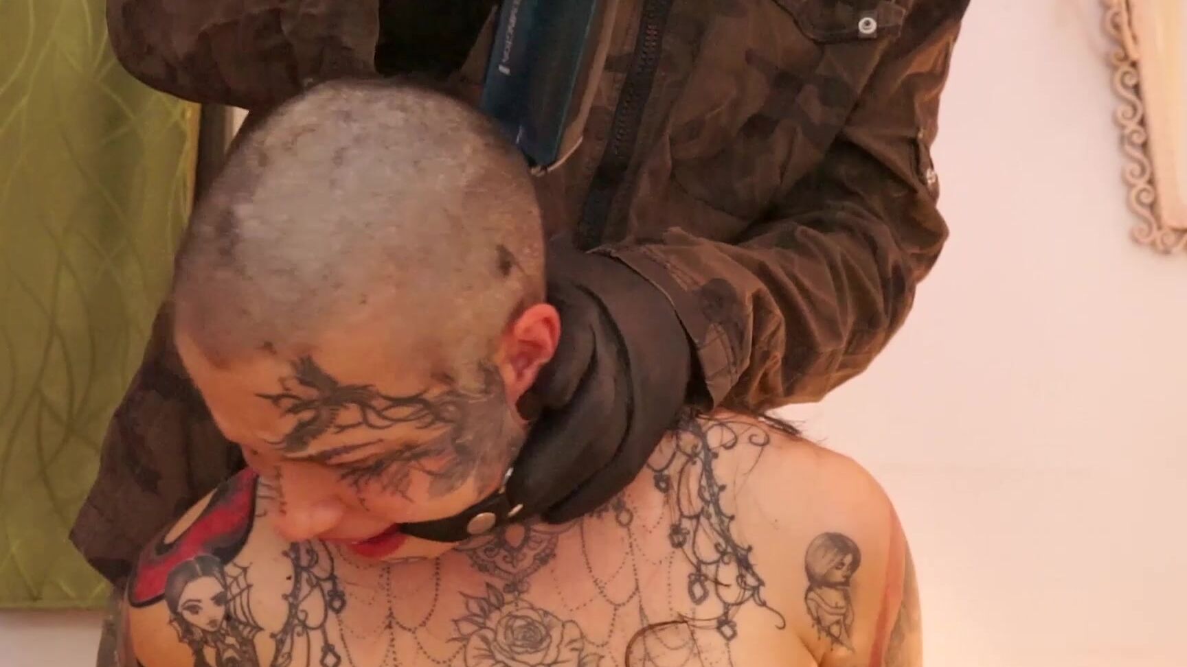 GymBabe - I Cut All Your Hair Off Bitch ManyVids