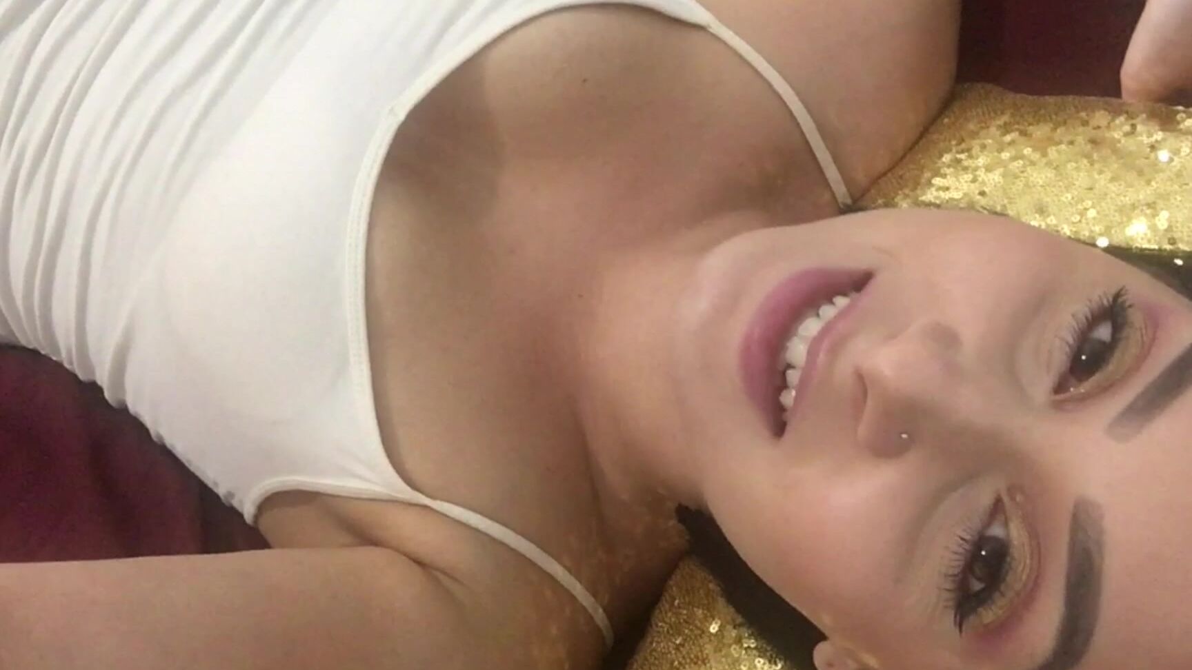 Goddess Arielle Forever A Fat Virgin ManyVids