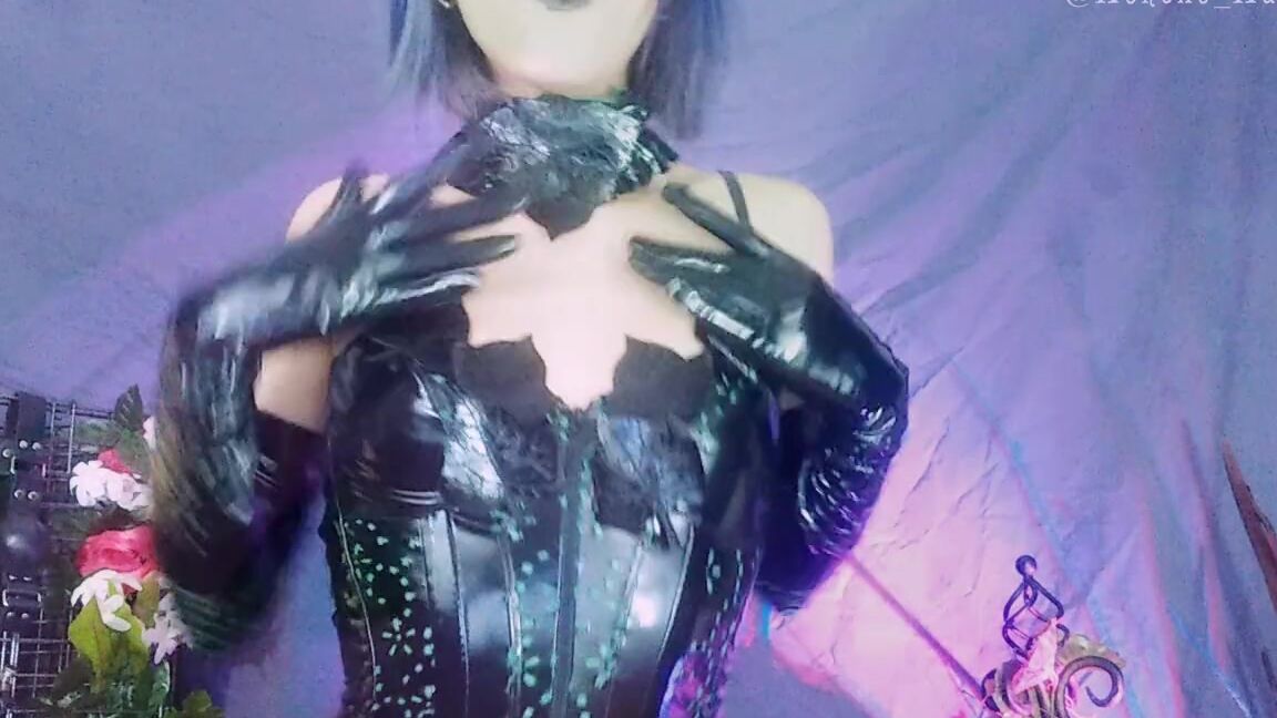 "KonekoKatana" Smoke Fetish, Smoking, Cigarette, Human Ashtray, Cosplay, Femdom, Dominatrix, Mistress, High Heels, Goddess, Pov, Verbal, Small Tits, Long Legs, Hot Ass, Suggest KonekoKatana Latex Poison Ivy Smoke Domination Fantasy w glave fetish Por