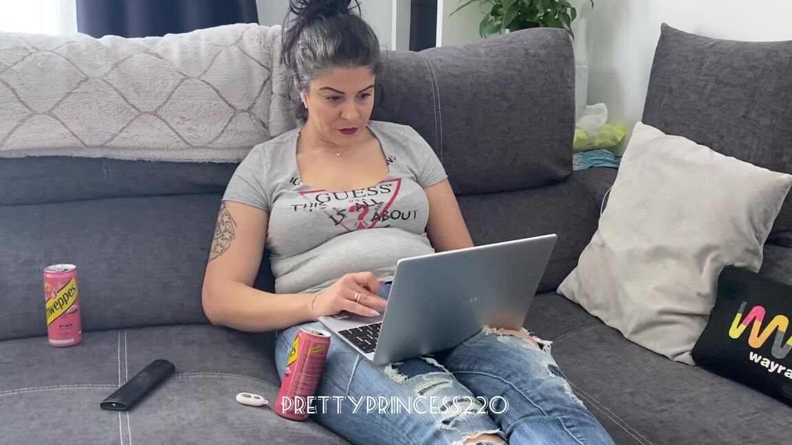 Prettyprincess220 02 16 2023 Onlyfans Video I Had To Upload The Videos And I Had A Lot Of Set Of Course I