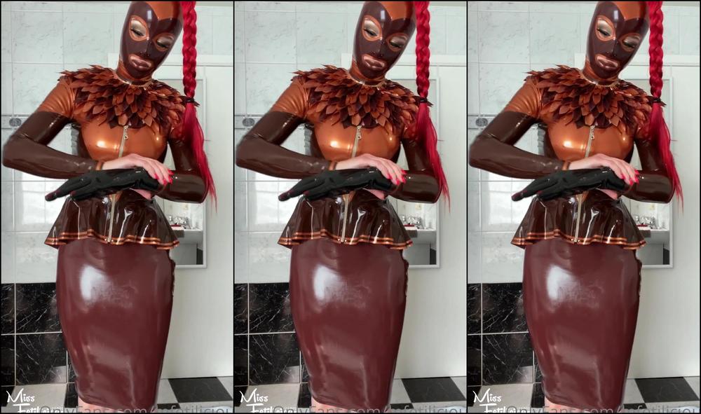 Mfetilicious Today I M Going For Bronze And Chocolate Brown Latex Combined With The Gloves With Nails