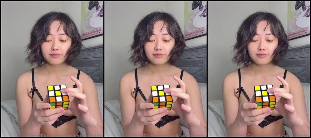 Erikasbulbasaur Nicknamed Erikasbulbasaur Onlyfans Занял Меня Пару Дней Но Я Научился Решать Кубик Рубика Празднуя С 50 Off 1 T