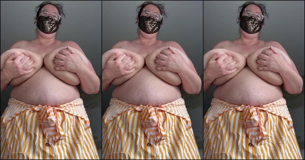 Bustybigbooty 3537176277 10 24 2024 One Thing About Me Is I M Always Looking For Different Things To Do With My Huge