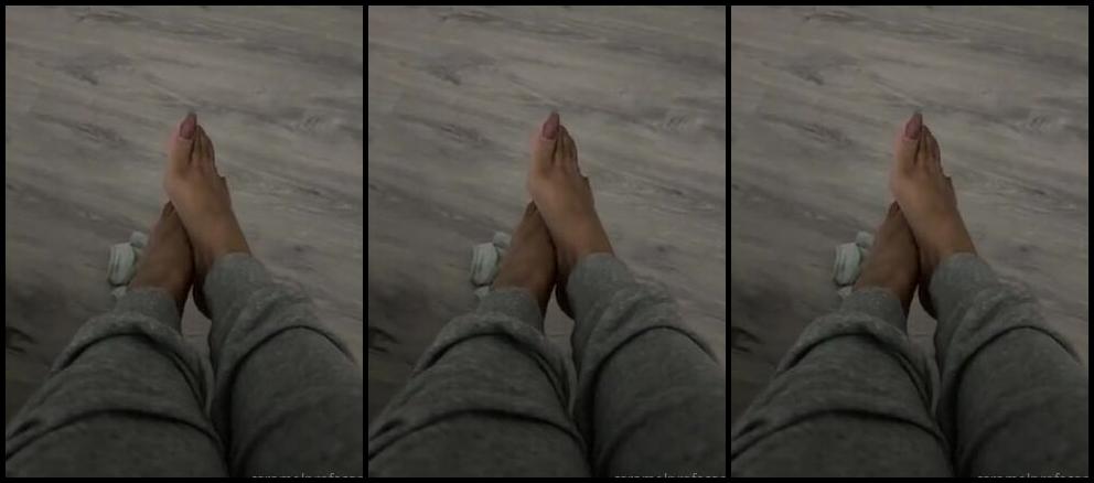 Puja Nicknamed Caramelprofessor Onlyfans I Done All Of This And I Still Couldn T Find Nothing To Watch On Netflix What