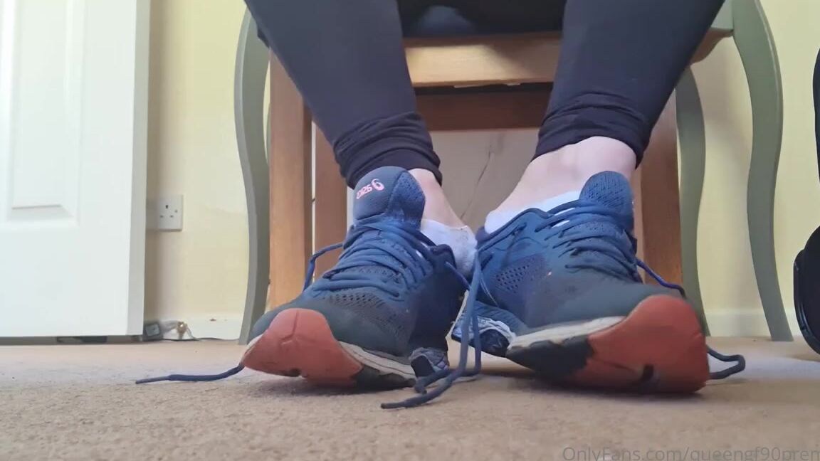 The Foot Queen Of England Aka Queengf90Premium Onlyfans Video 164