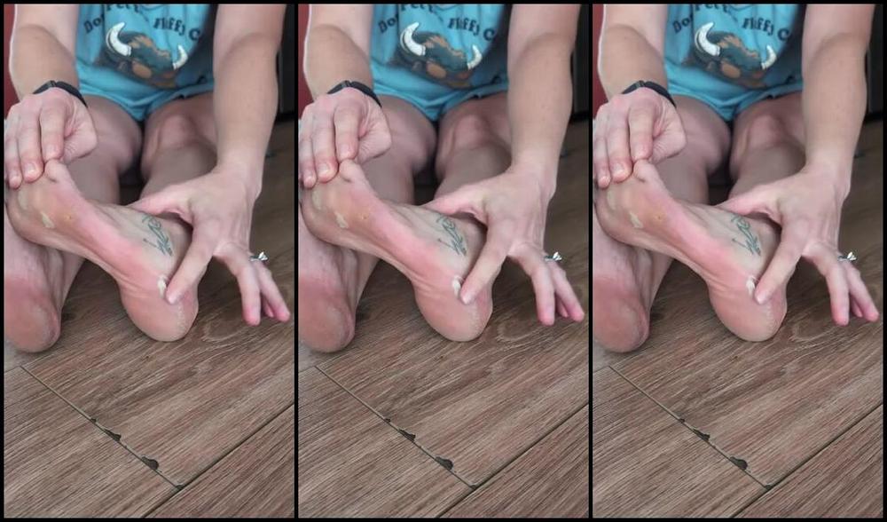 Mplfeet Vip Nicknamed Mplfeet Vip 09 05 2025 Onlyfans Video Just A Thursday Morning Love That It Is Getting Cooler Here And I Need A Hoodie Peu3