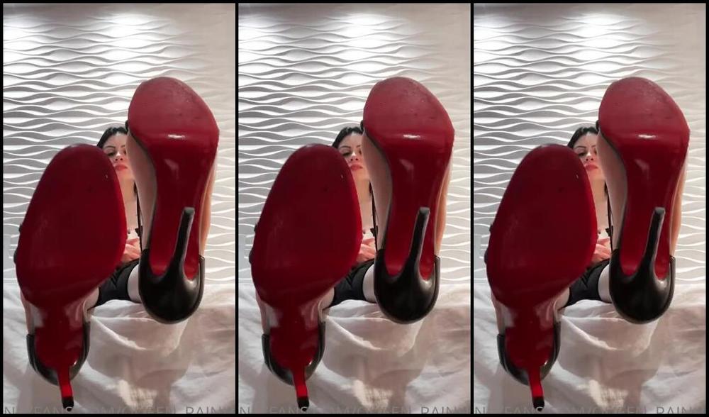Queen Rainha Onlyfans Louboutin2