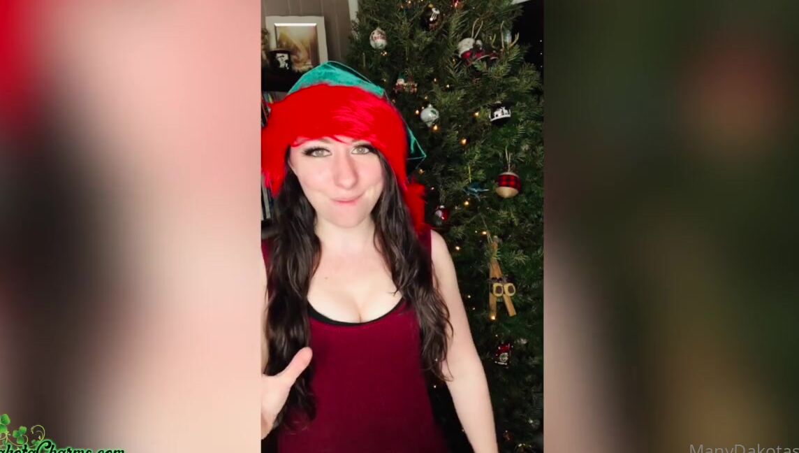 Dakota Charms Nicknamed Dakotacharms Onlyfans You Deserve Better For Christmas