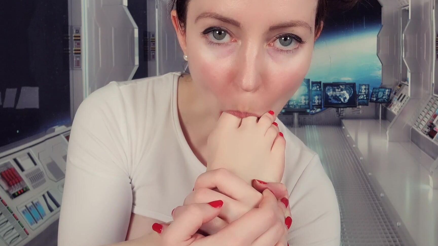 Thetinyfeettreat Princess Leia Self Worships You Stumble Upon Princess Leia While Everyone Else On The Shi