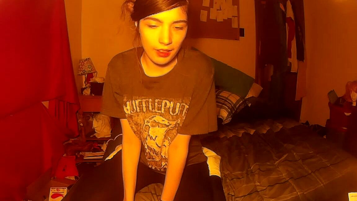 Annabelle Bestia Hufflepuff Blowjob