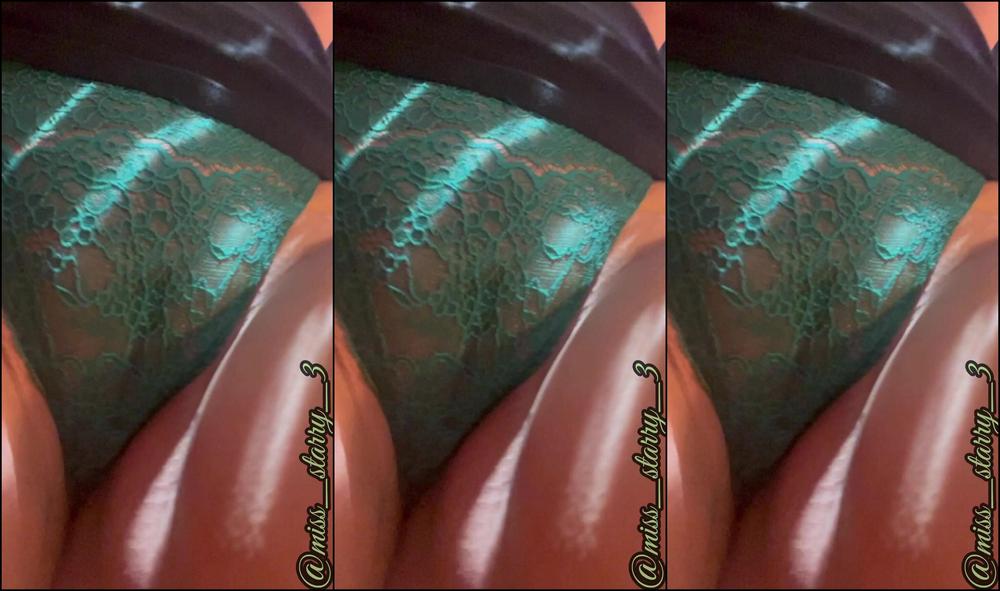 Missstarry 3019688109 09 18 2023 Happy Monday