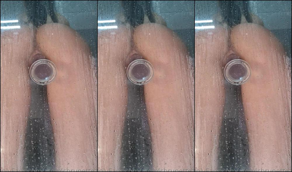 Atomicbrunette18 1 232