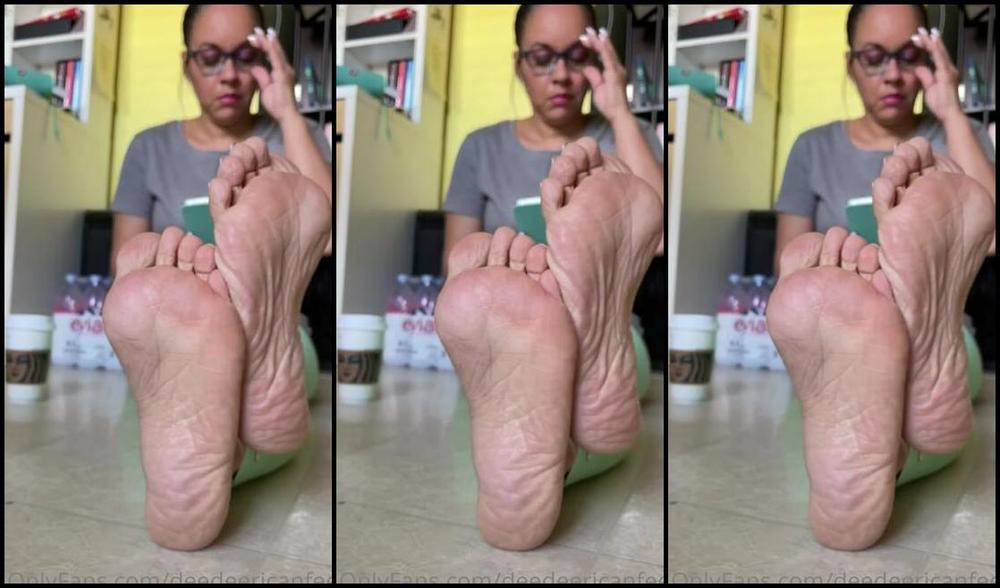 Deedeericanfeet Onlyfans Good Morning Peeps As Requested Wasent Sure If This Is A Ignoring Or What Lol But My Feet R Defi