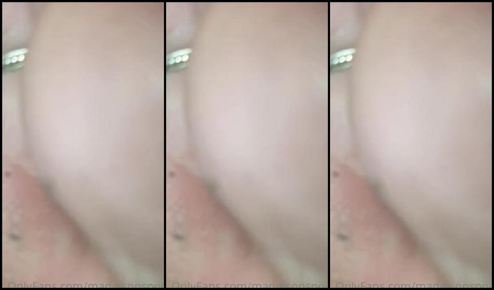 Maddison Spoilt Nicknamed Maddisonspoilt Onlyfans Look At That Dirty And Toe Jam Your Job Is To Make These Feet Perfectly Clean