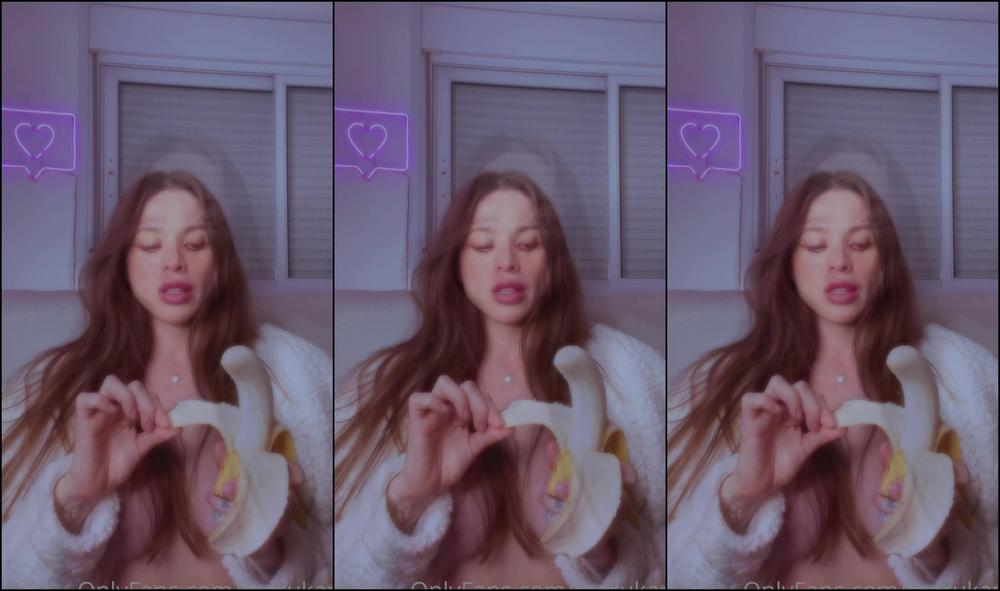 Marukarv Jeito Diferenciado De Comer Uma Banana