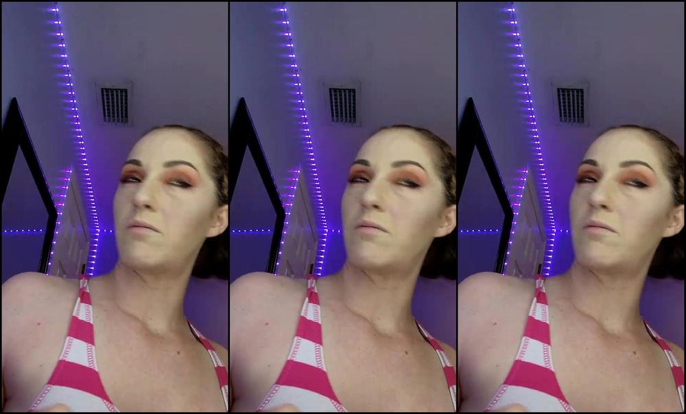 Terramizu Stream Started At Pm Throwing On Makeup Before My Shoot And I Talk About