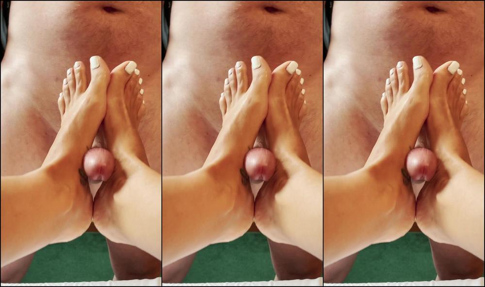 soledesire3-27-01-2021-2017628768-i-popped-my-foot-job-cherry-i-hope-you-enjoy-watching-me-give-a-foot-job-for-the-very-f