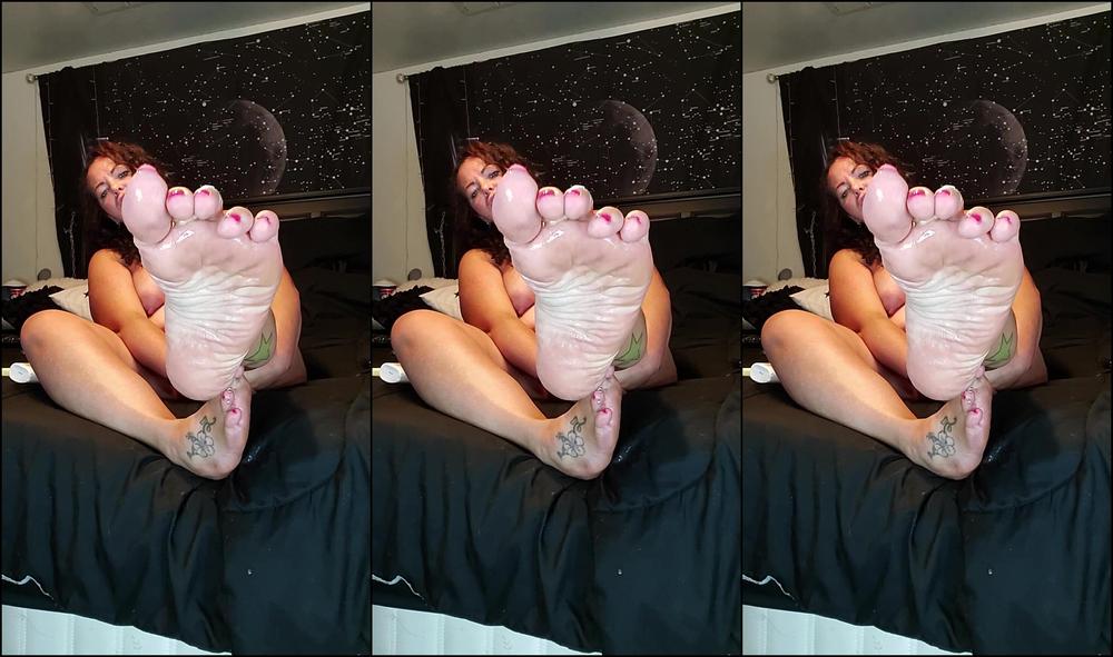 Dixiesjewels Cuckold Humiliation With My Strap On Hope You Enjoy