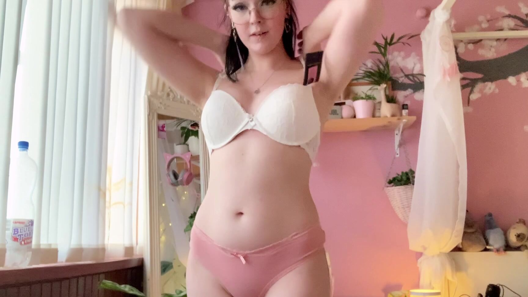 feyafern trying on new lingerie with my new tits manyvids