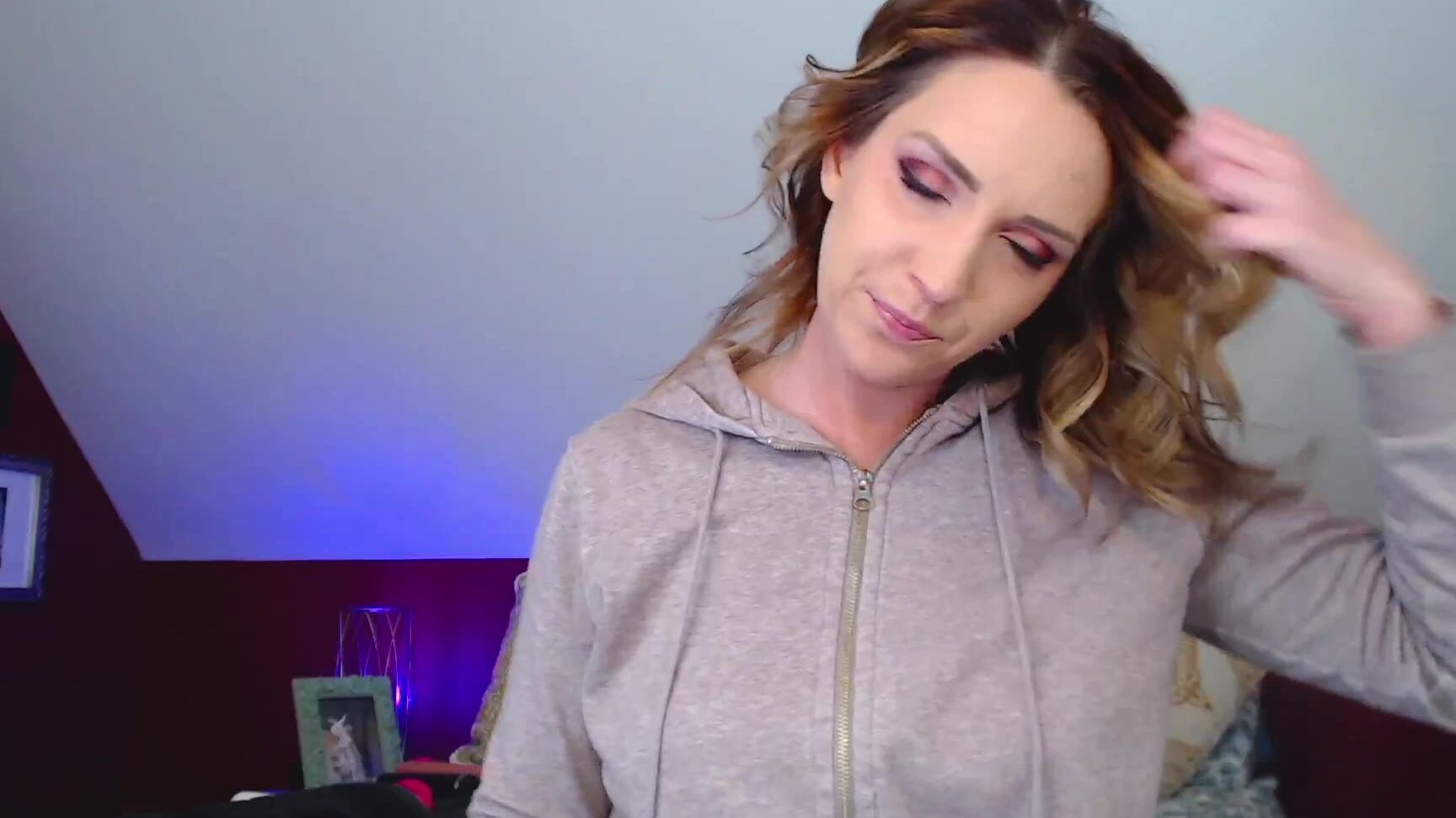 "SneezeGoddess" livecams, mucophilia, redhead, redheads, sneezegoddess, sneezing April 2023 Sneeze Compilation manyvids