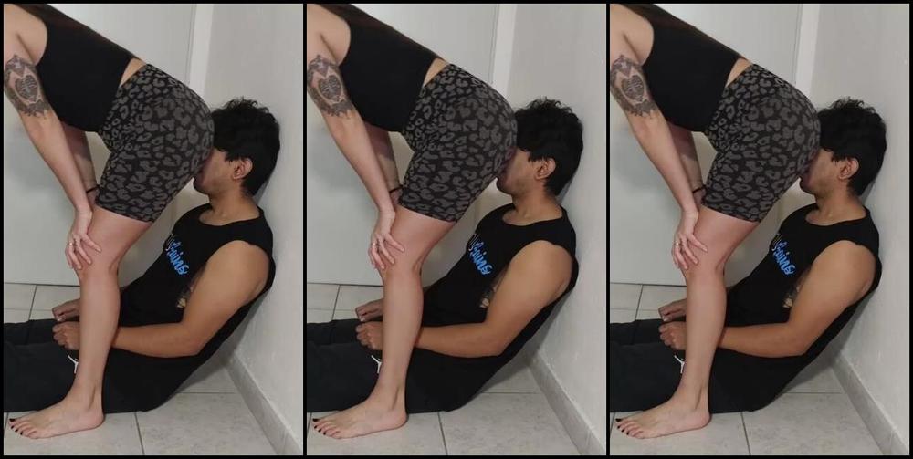 Deaveronica01 Onlyfans I Think Its Called Stinkface 4