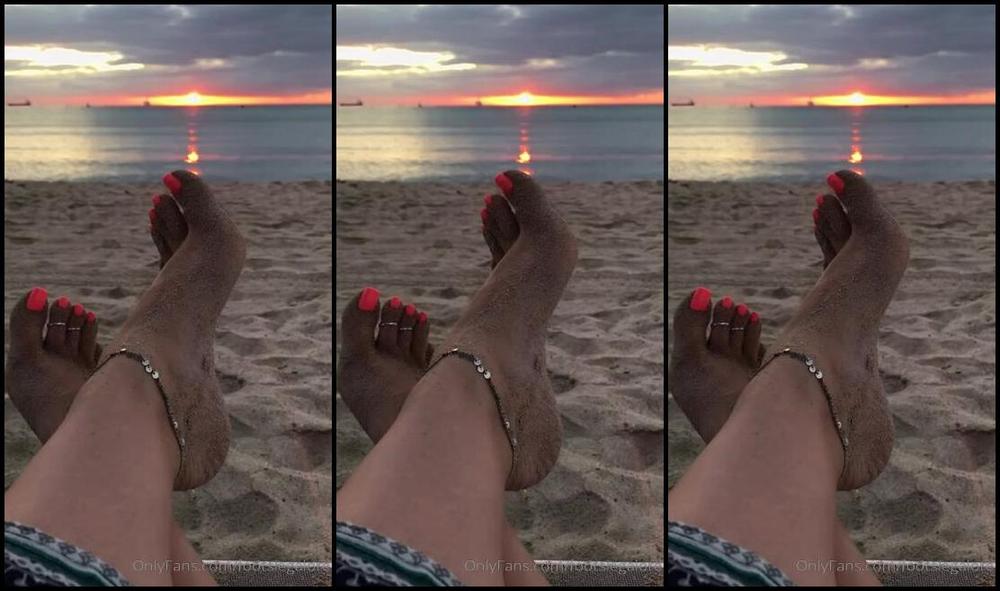 Footsiegalore Onlyfans I Ve Never Watched The Sunrise From A Beach Before It Was Breathtaking Obvs Captured The Moment