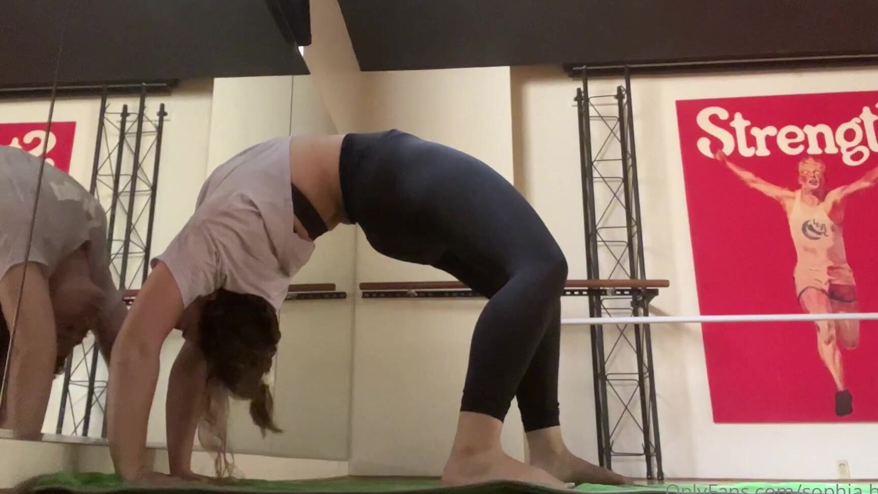 Sophiaburns 3026206954 12 10 2023 A Little Sunday Stretch Sesh