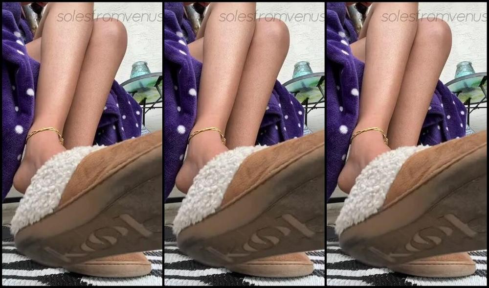 Venusian Soles Nicknamed Solesfromvenus 09 22 2023 Onlyfans Video Will You Catch My Slipper When It Falls Would You Pick It Up With Your Hands