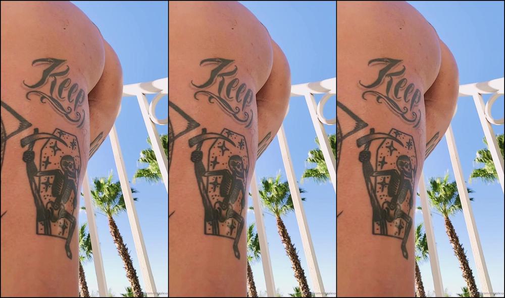 Dreaalexa Artistic Sl M Film Ahead Here Is A Min Film Of Me Walking Up The Stairs Showi