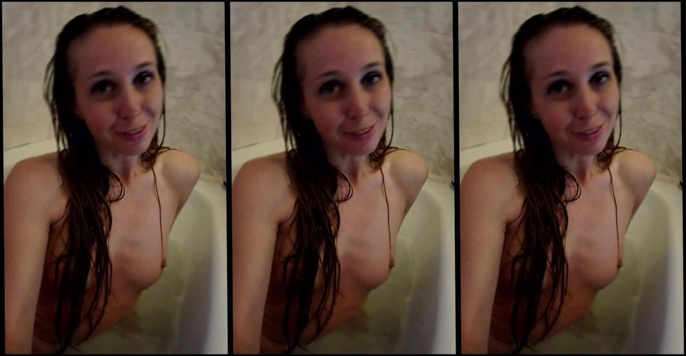 Bathtub Fetish, Underwater Fetish, Pussy Spreading, Wet & Messy, European veronagymnast underwater video veronagymnast ManyVids