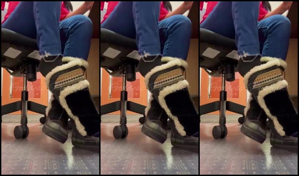 Goddess Pussyfoot Aka U186296307 Onlyfans Mondays Are Rough It S Been A Busy Morning At Work I Ve Had To Run Around A Lot And My Boots Jus 1