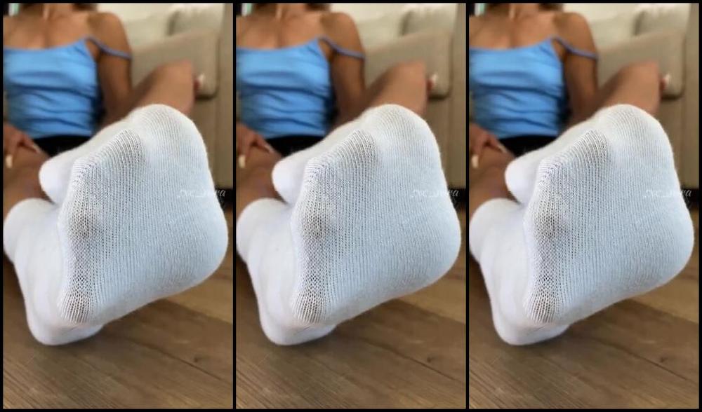 Goddess Sara Nicknamed Sxc Sara Onlyfans I M Obsessed With Cute Socks I Bet You Wish You Were My Socks