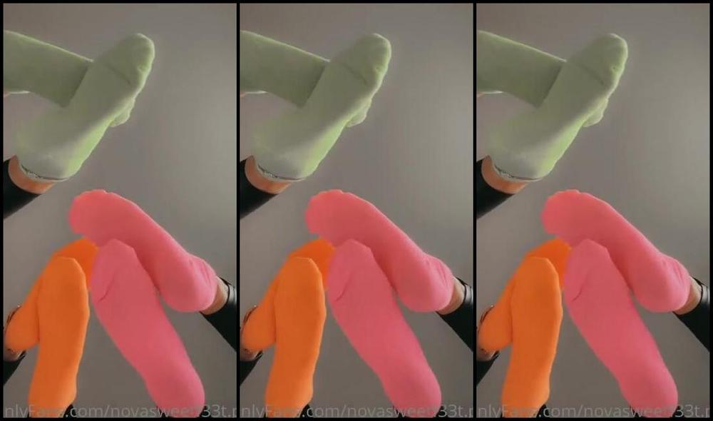 Indubiopronova Nicknamed Indubiopronova Onlyfans Pov Where You Belong You Lie Beneath Three Goddesses And Get Teased By Our Perfect Feet