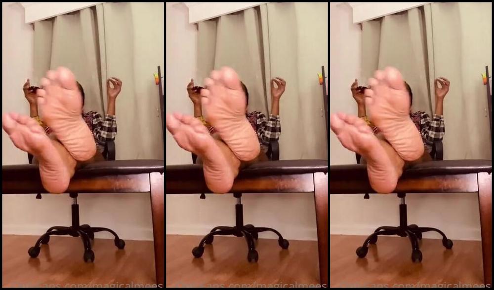 Magical Mesha Nicknamed Magicalmeesh Foot Fetish 02 26 2022 Onlyfans Video Heres The Tipsy Giantess Night Capwind Down My Ass Passed Out After All This