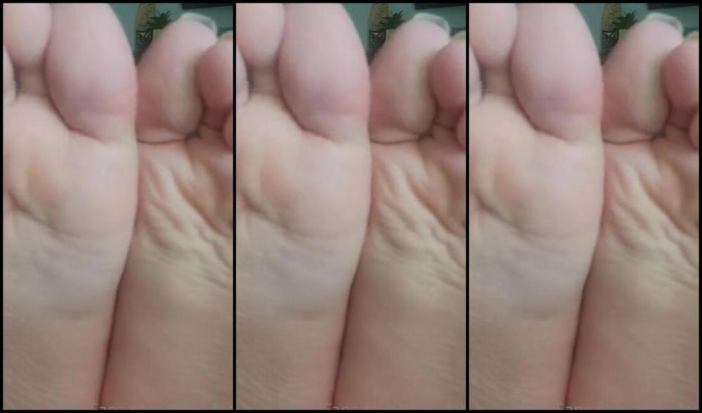 Mistress Trina Nicknamed Trins Feet 11 09 2022 Onlyfans Video Foot Smell Therapy Green Light Red Light