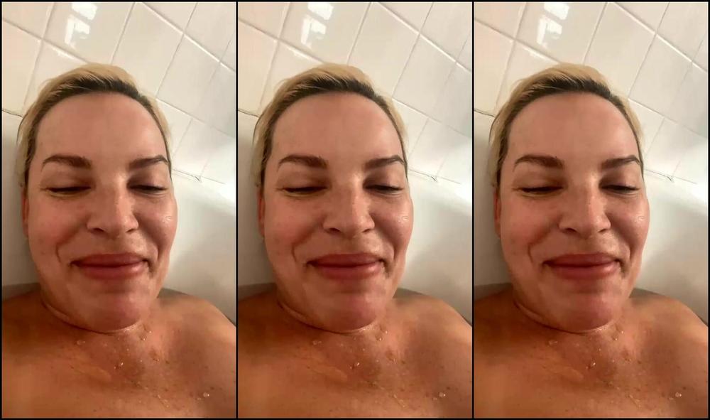 danadearmond-20-08-2021-2199016494-stream-started-at-08-20-2021-04-15-pm-good-morning-join-mommy-in-the-tub-for-a-love-chat