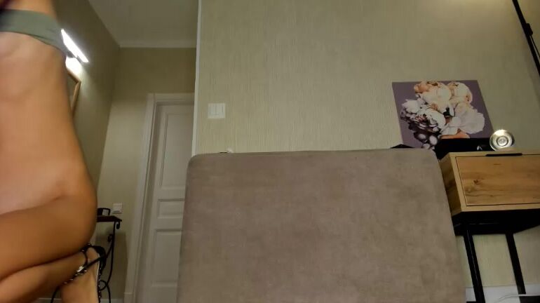 mia moooore 2024-09-12 Web Cam