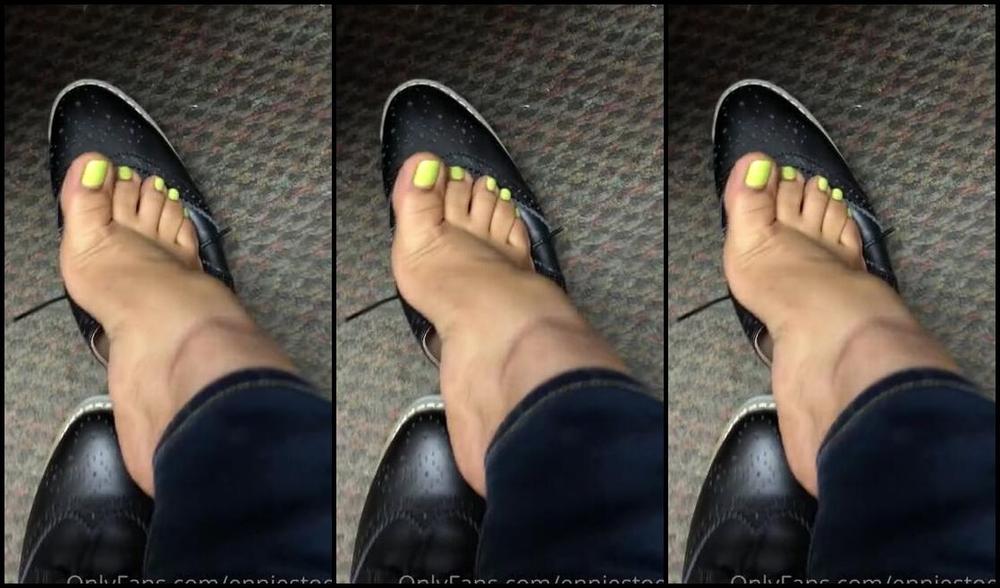 Ennie S Toes And Soles Nicknamed Enniestoes Onlyfans Wearing My Birthday Shoes My Dear Friend Wes Bought Them For Me He S Such A Doll Nylonsocks Soc