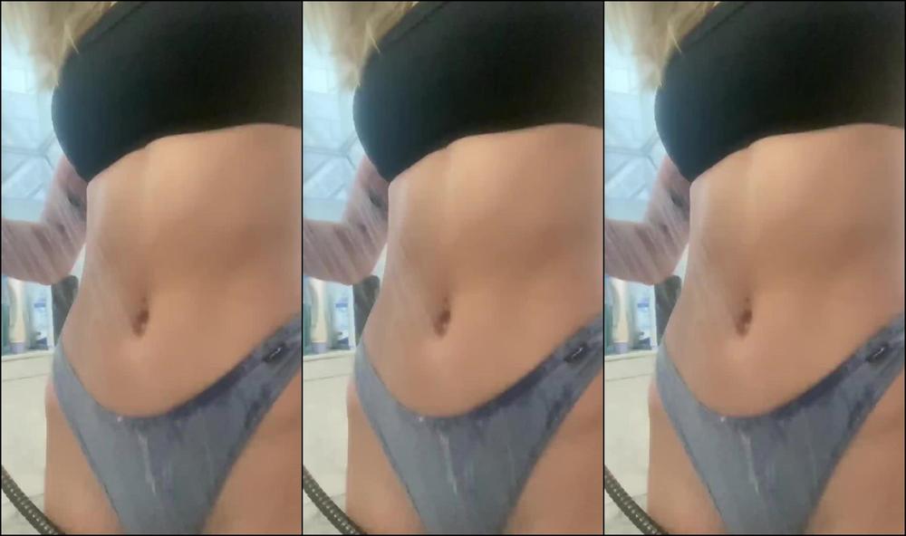 Heidi Grey Puffy Nipples Big Titties Landing Strip And Fat Pussy Admiration In The Shower Cqsmq2Zt