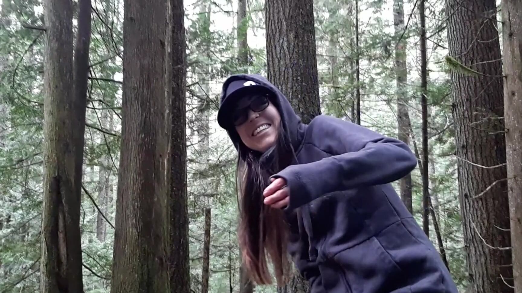 "Nerdy_Faery" Kink, Petite, Mom, Mother, Public, Outside, Milf, Heels, Feet, Pee, Peeing, Piss, Pissing, Fetish, Amateur, Suggest Nerdy Faery Standing Pee Outside in Red Heels pornhub