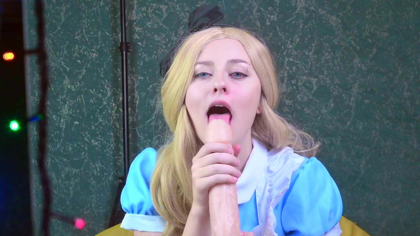 Spooky Boogie Alice Fucks Her Pussy With White Rabbit Carrot In Wonderland   Spooky Boogie Cosplay Pornhub