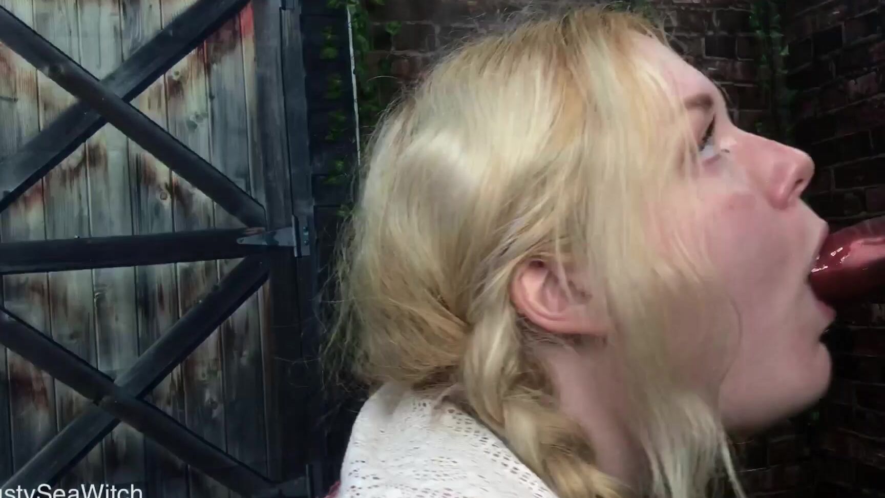 Bustyseawitch Naughty Teen Cowgirl Fucks Her Horse