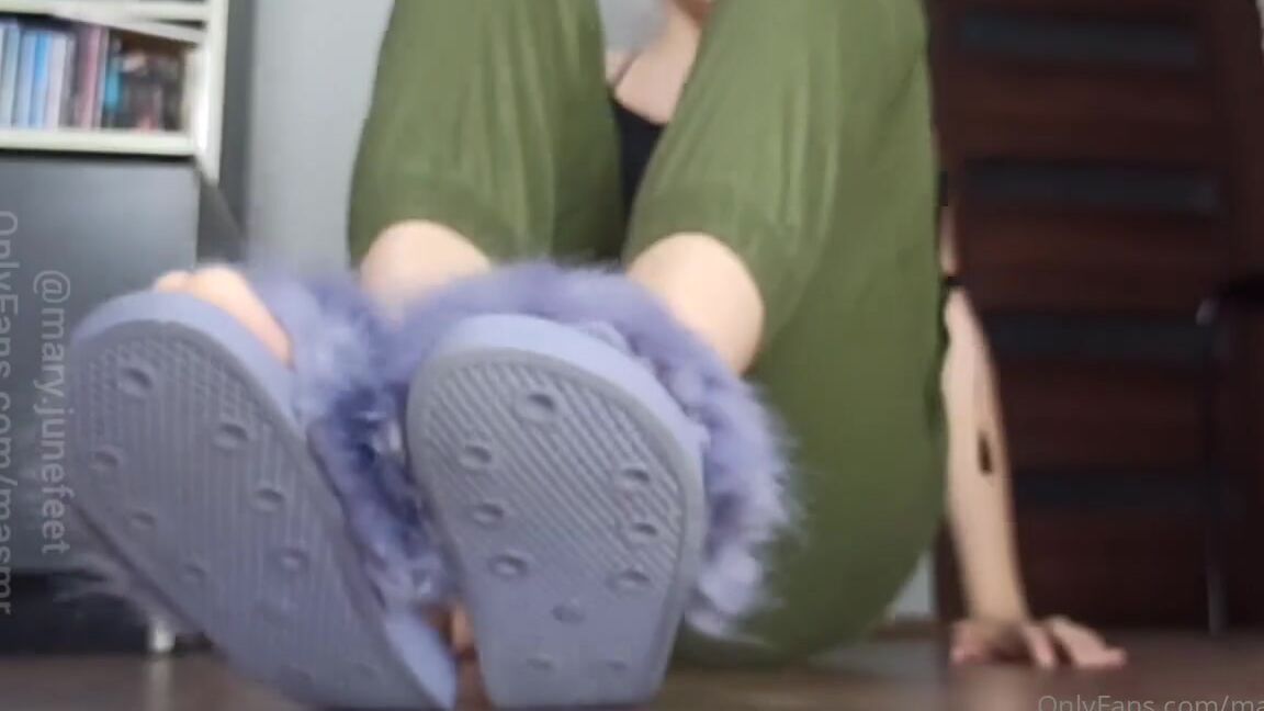 Masmr Onlyfans 11December Cei Video For Cei Fetish Fans Slippers Only At The Beginning To Barefeet
