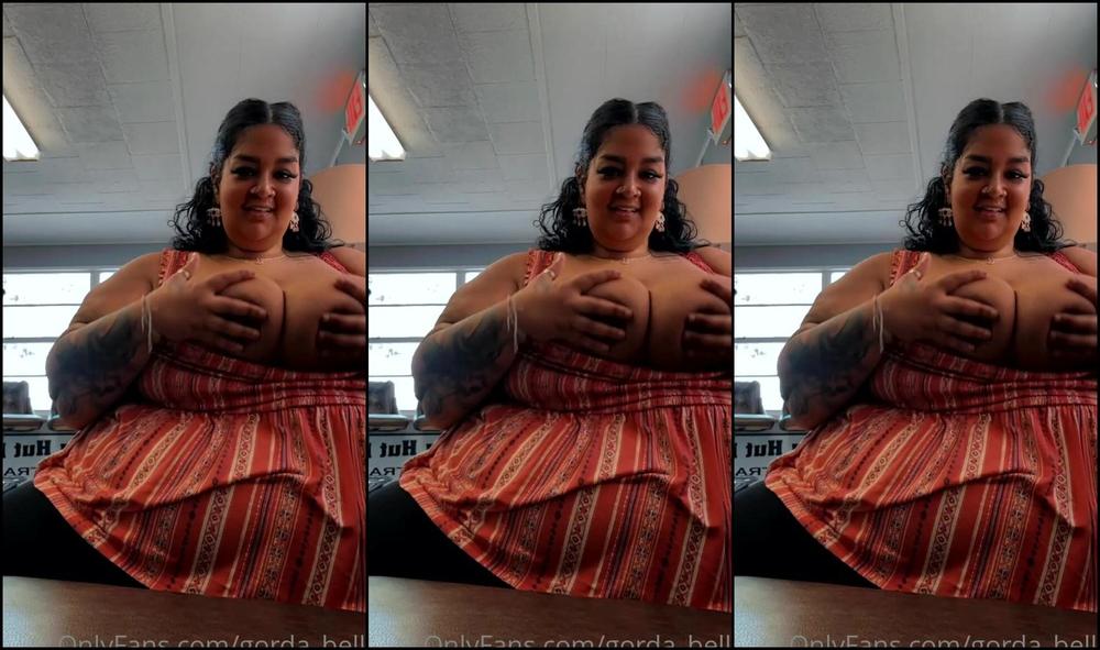 Gorda Bella 2767867403 02 07 2023 Let Me Suffocates You