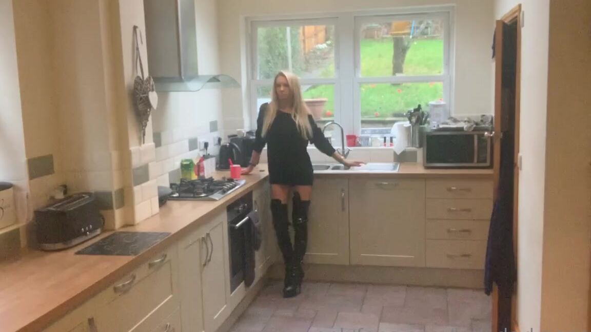 Ladydarkangeluk Onlyfans Good Morning Fans9