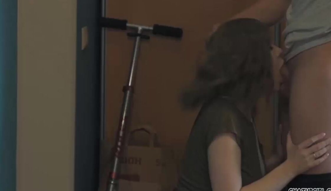 cam porn, from behind, webcam, doggy stylel, blowjob, Homemade, Couple, amateur toma mur The Courier Girl So That My Husband Would Fuck Her Mix