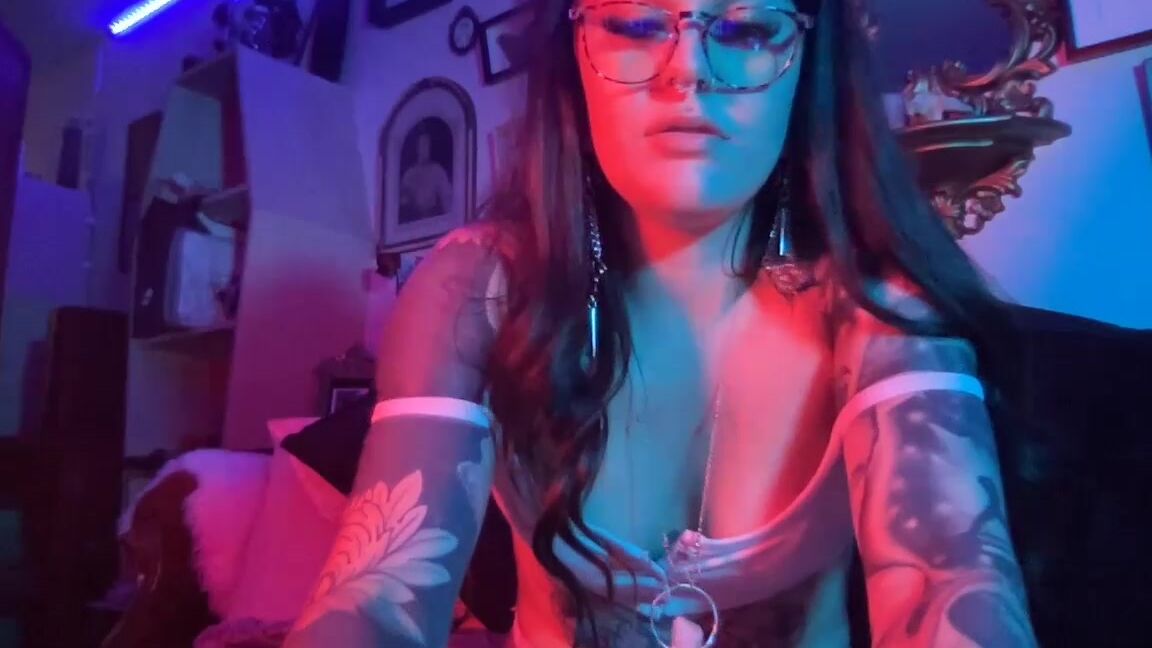 Suicidegirls Stream Started At Am Hello Thank You For Joining Me Tonight If You Wa