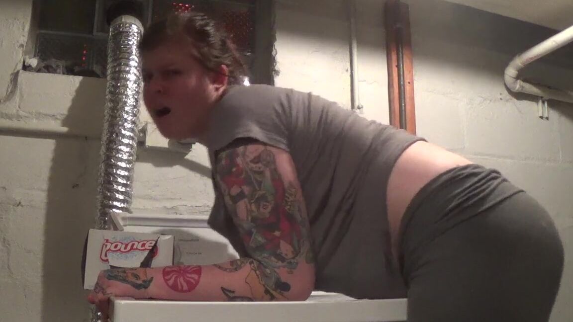 The ORIGINAL OG 'hump & Fuck my Dryer' Slut (2015)_Elle Hell PornHubPremium