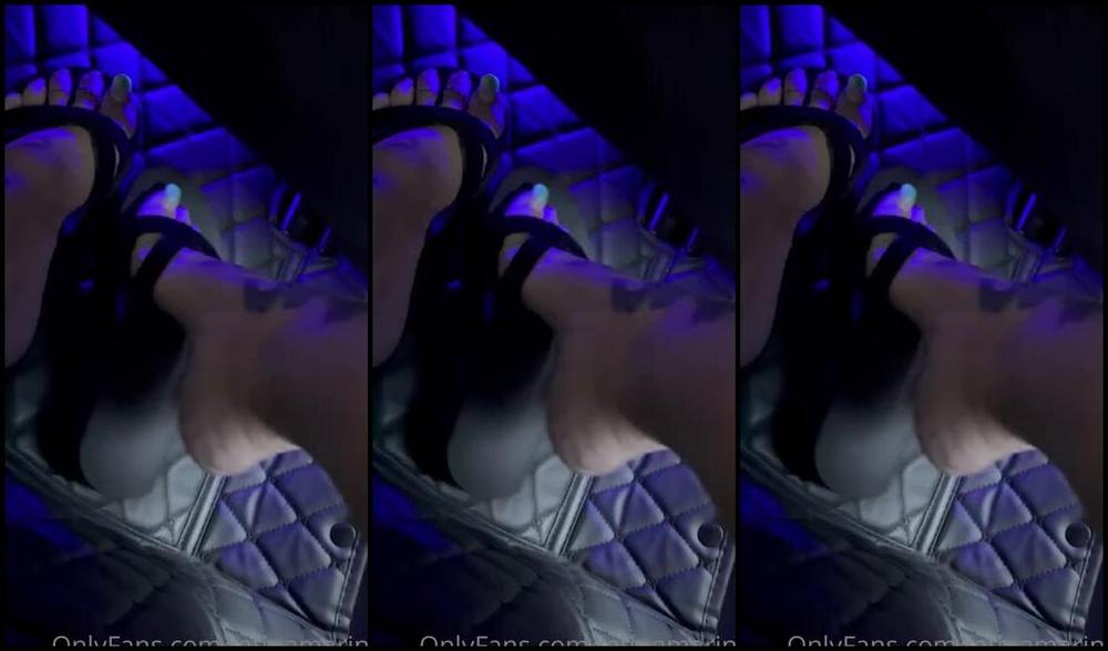 Latinamarina Onlyfans My Uber Driver Could Smell Them I Think Swipe For Sweat Marks 1