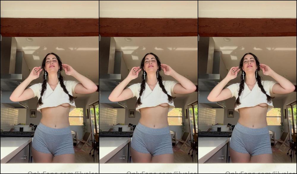 Lilyalcott 2929179140 07 04 2023 Who Wants To Suck On Them